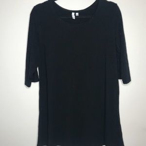 Black 3/4 Length Tunic Top